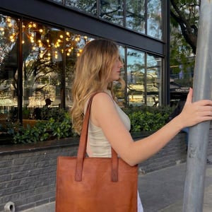 Classic Leather Tote Bag – Heritage Tan